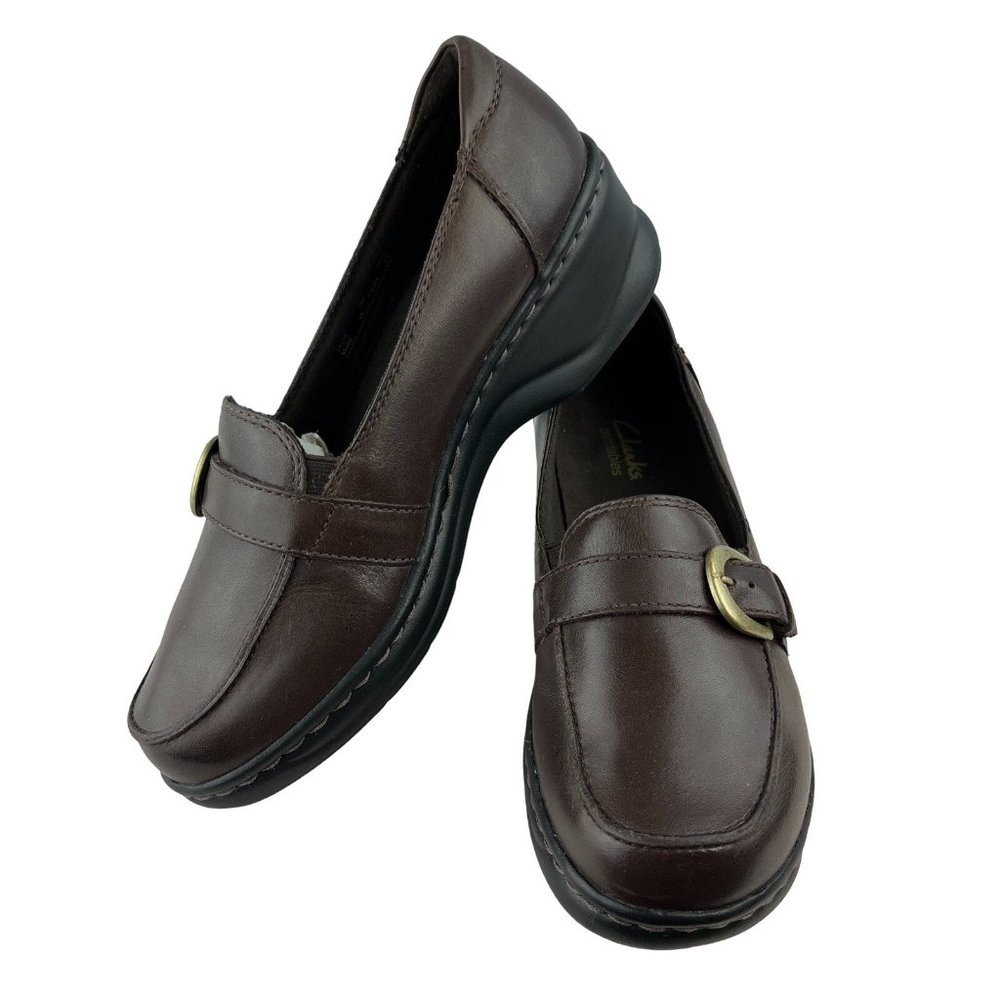 CLARKS Women's Bendables Brown Leather Moc Toe Buckle Loafer Comfort Flat Size 7